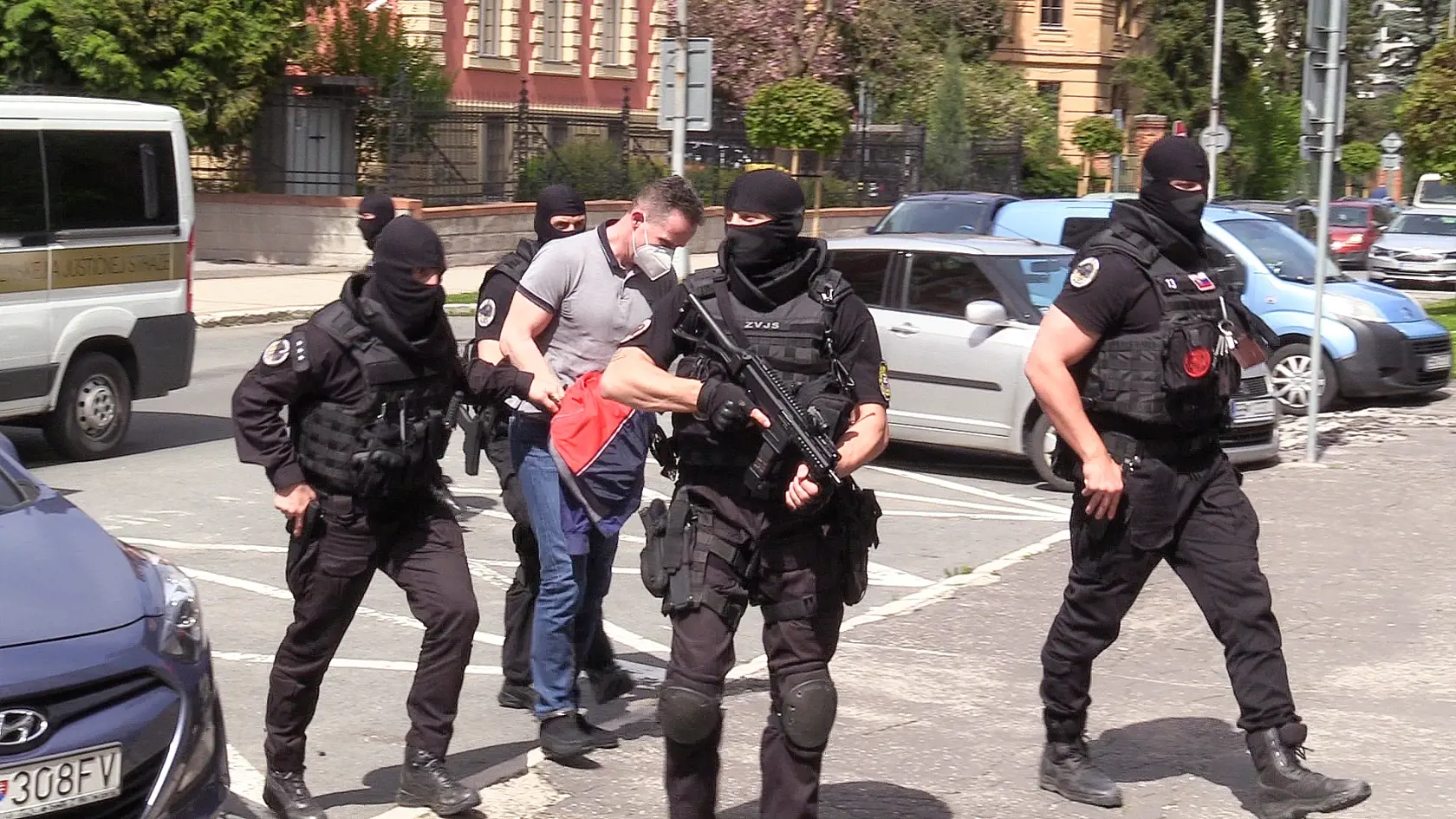 Špecializovaný trestný súd rozhodoval o predĺžení väzby pätice obvinených v kauze Očistec.