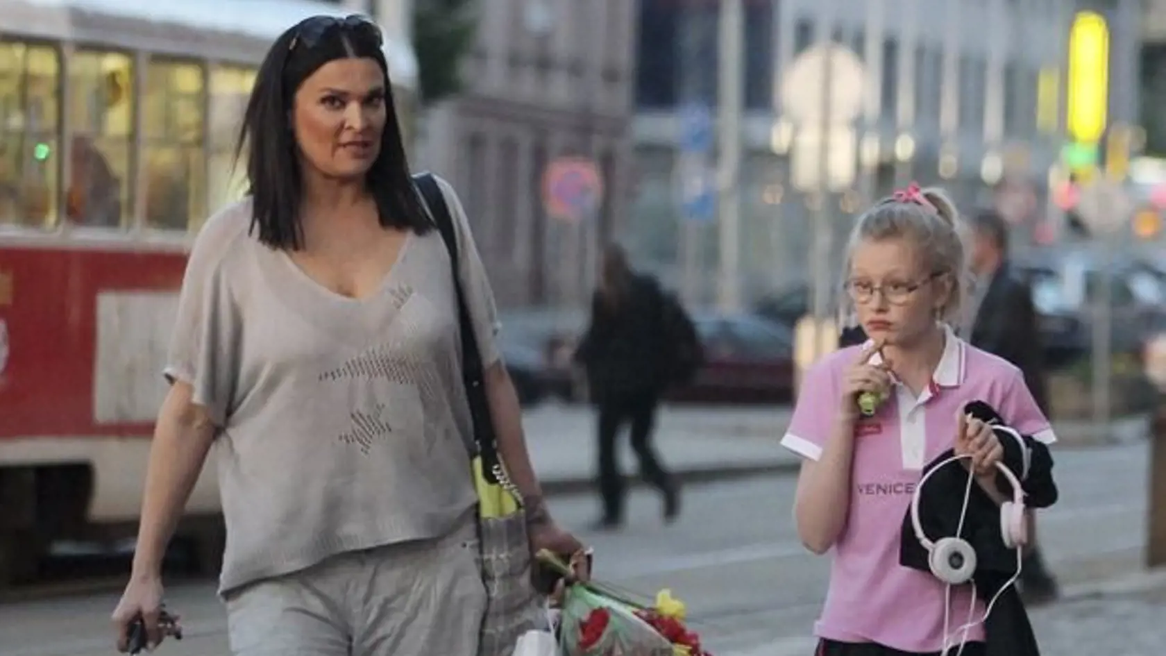 Mahuelna Bočanová s dcérkou Márinkou.
