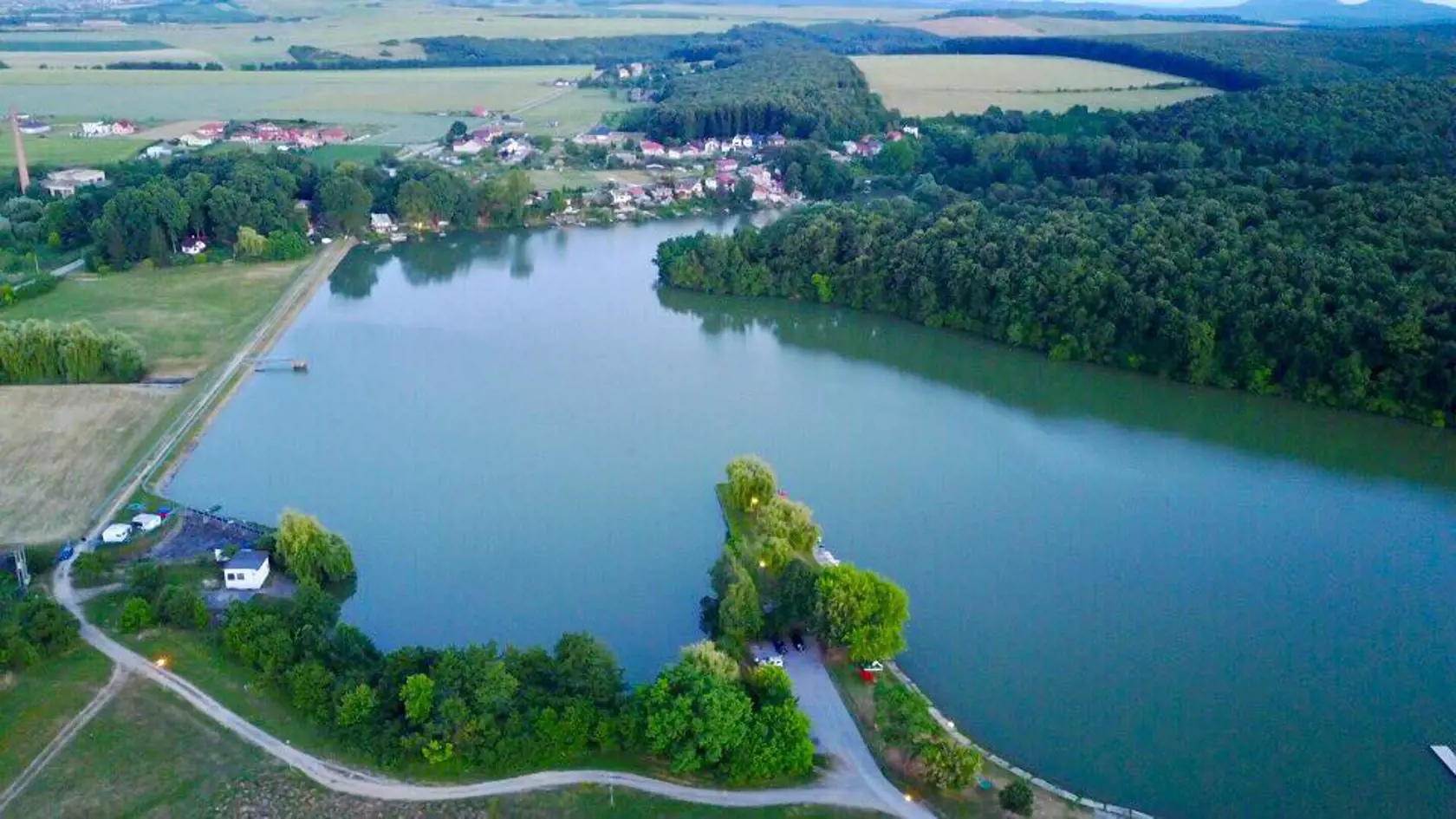 Vodu s mierne zhoršenými vlastnosťami zaznamenali v lokalite Zelená voda – Kurinec.