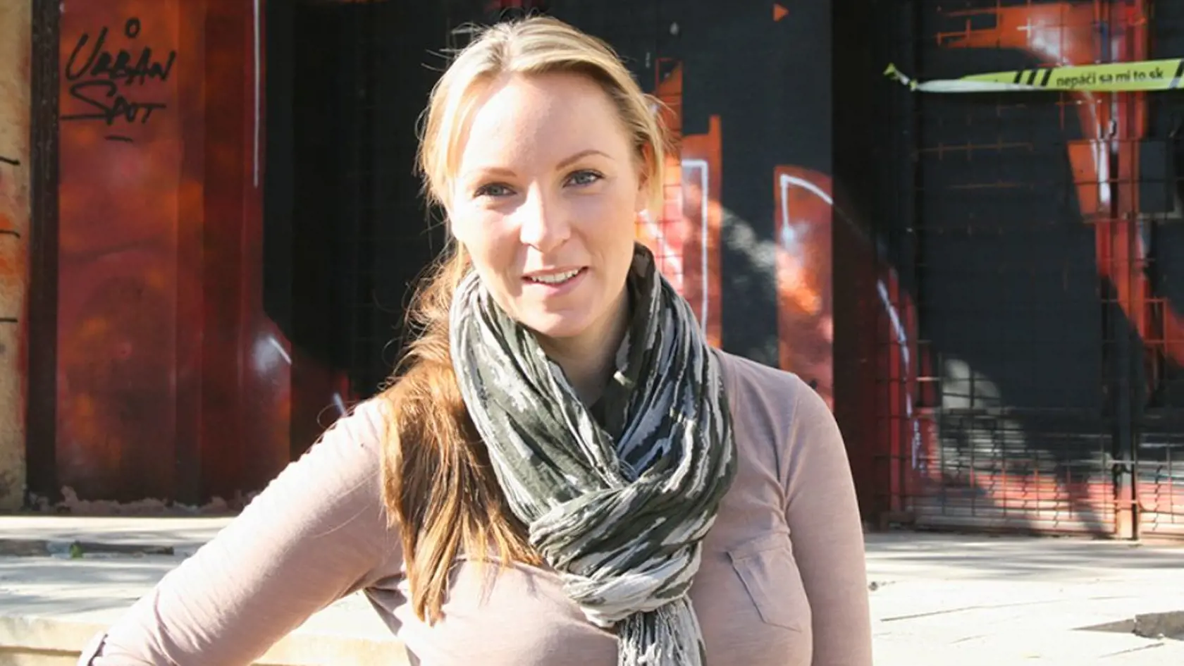 Diana Javorčíková na dobrovoľníckej brigáde.