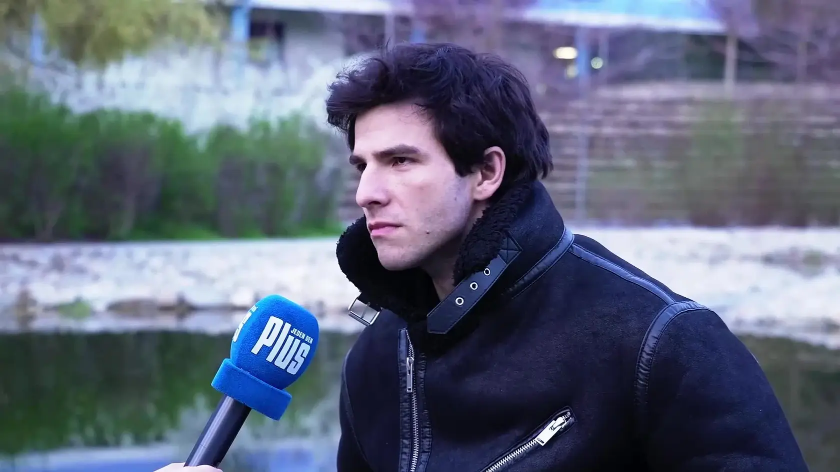 Hviezda Sľubu Kristián Baran nám v rozhovore prezradil, prečo sa rozhodol stať sa hercom. Ľutuje to niekedy?