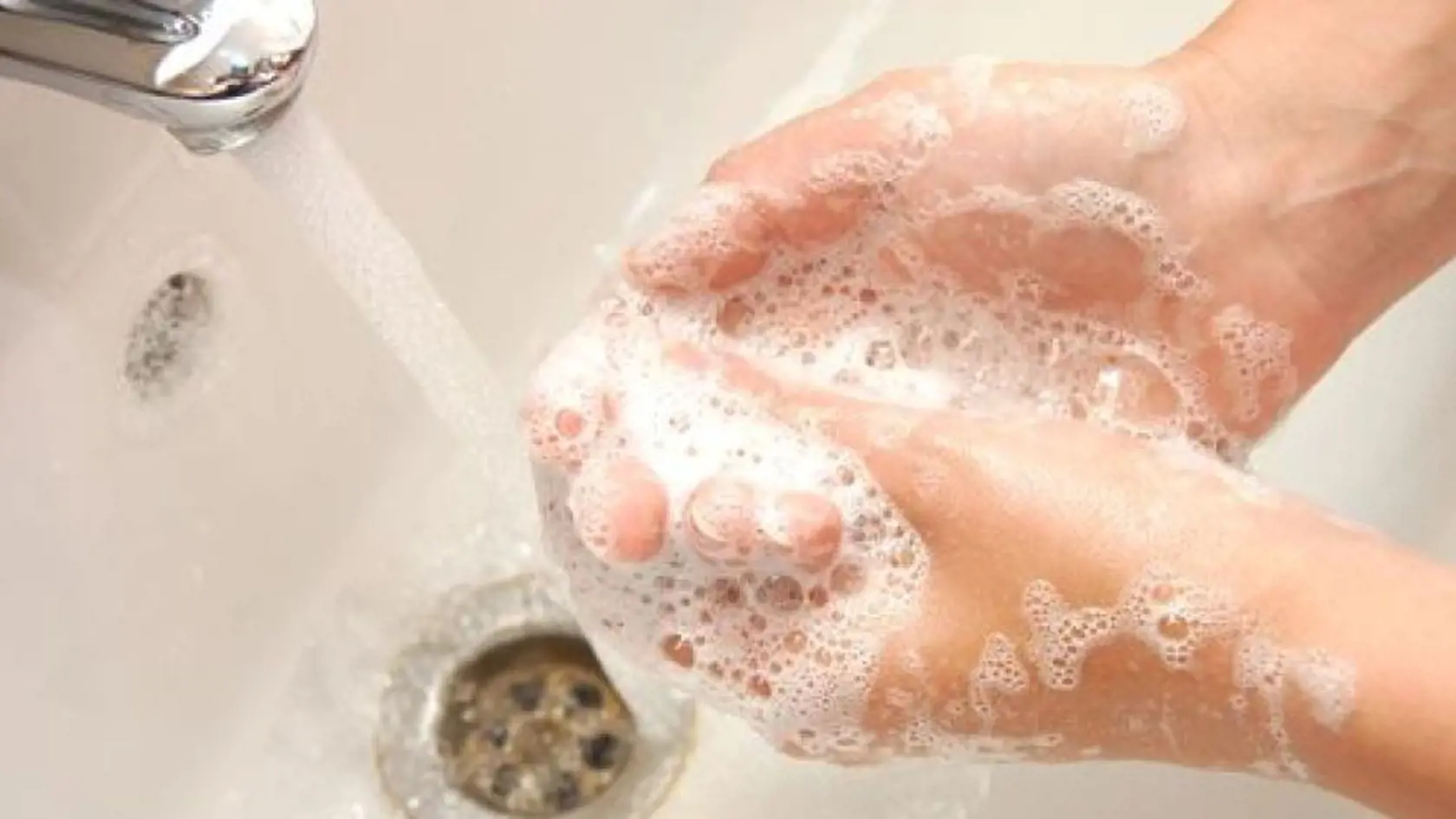 Podobne ako pri koronavíruse, aj pri hepatitíde je dôležitá hygiena - najmä umývanie rúk.