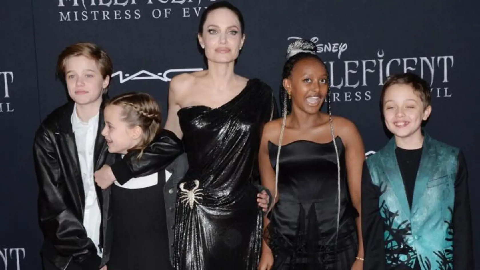 Angelina Jolie boj o deti prehrala.