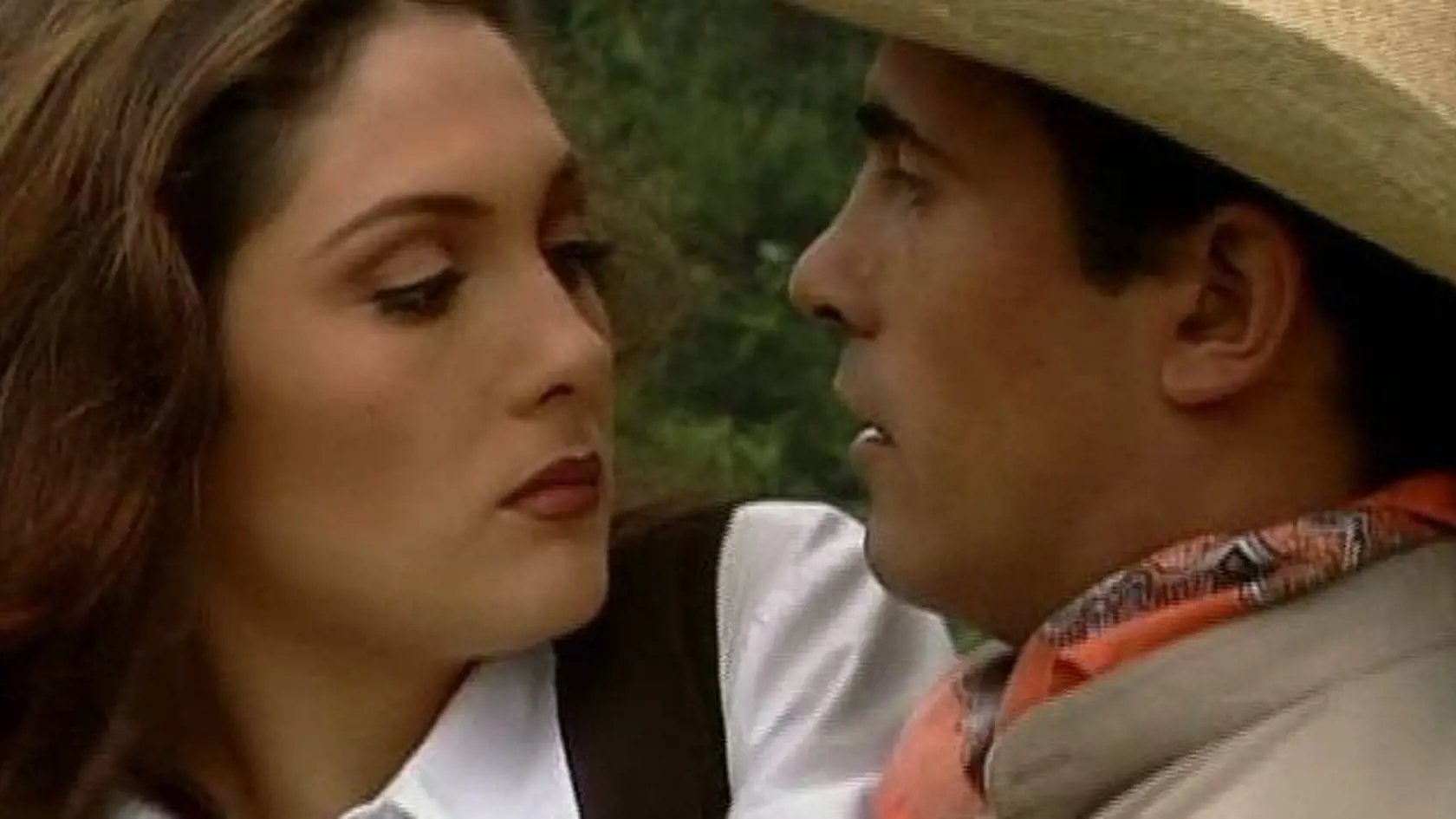 Nora Salinas a Alejandro Ruiz