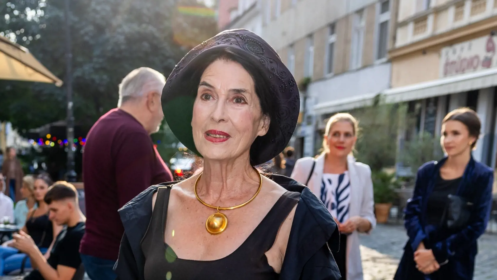 Odhalenie dlaždice Juraja Kukuru na Chodníku slávy: Nechýbala ani herečka Zuzana Kocúriková.