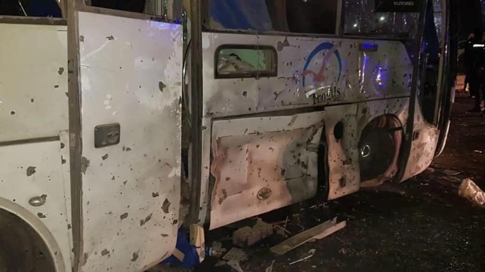 Fotka autobusu v ktorom boli vietnamskí turisti.
