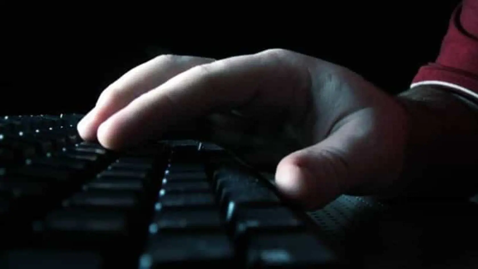 Francúzska polícia zadržala troch podozrivých z krádeže osobných údajov 43 miliónov ľudí z databázy uchádzačov o prácu, oznámila v utorok francúzska prokuratúra. (Ilustračné foto)