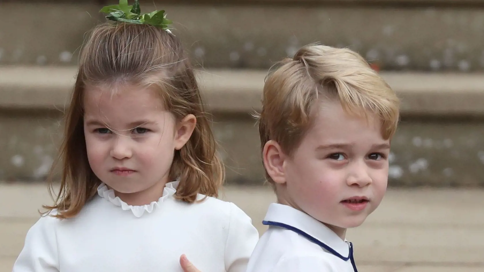 Princezná Charlotte a princ Geirge na svadbe princeznej Eugenie.