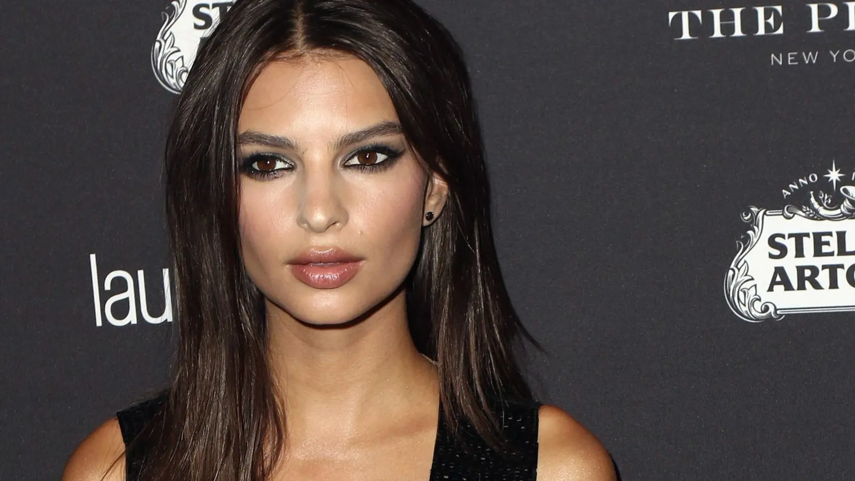 Emily Ratajkowski