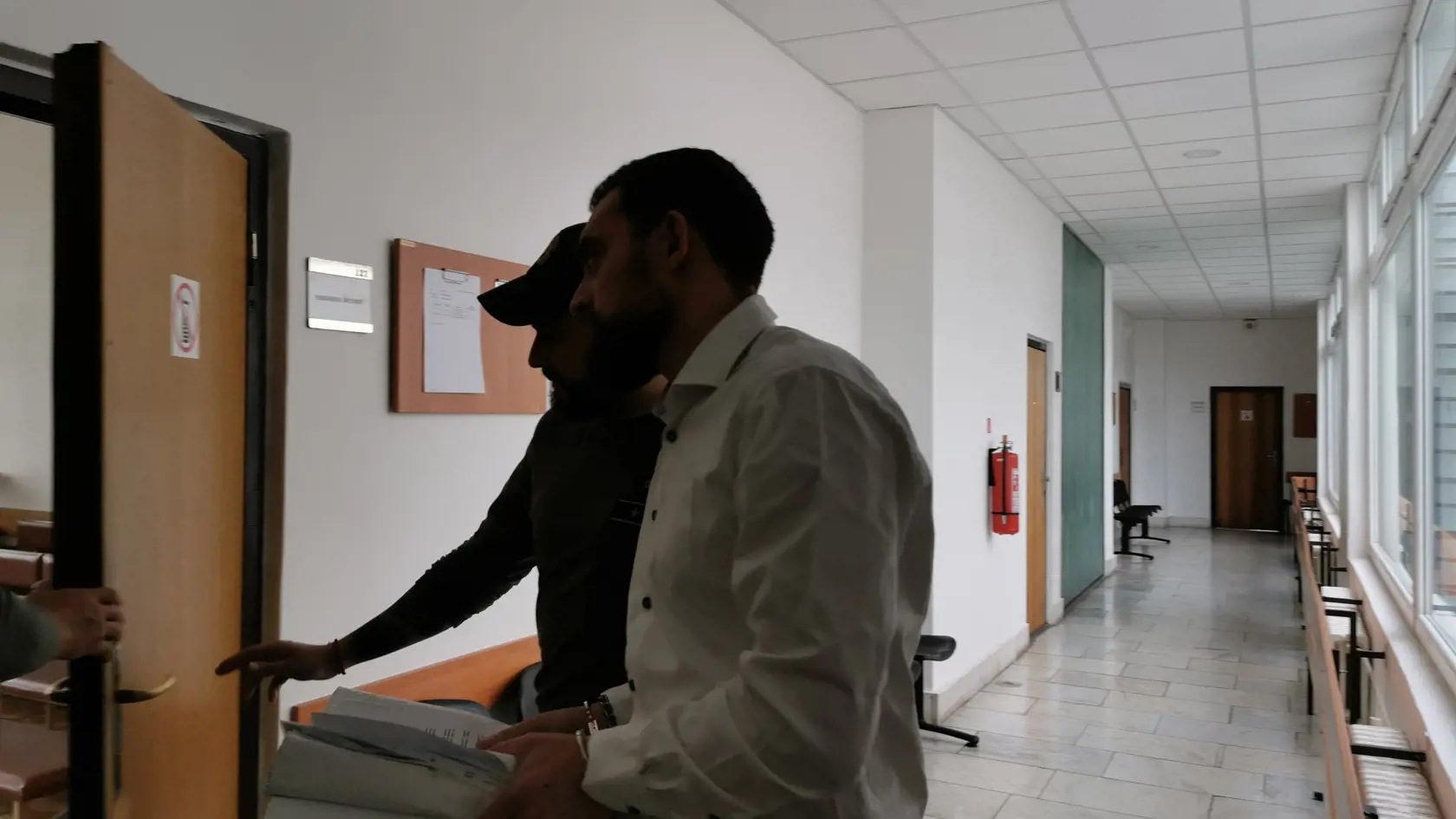 Súd o prepustení z väzby rozhodoval za zatvorenými dverami.