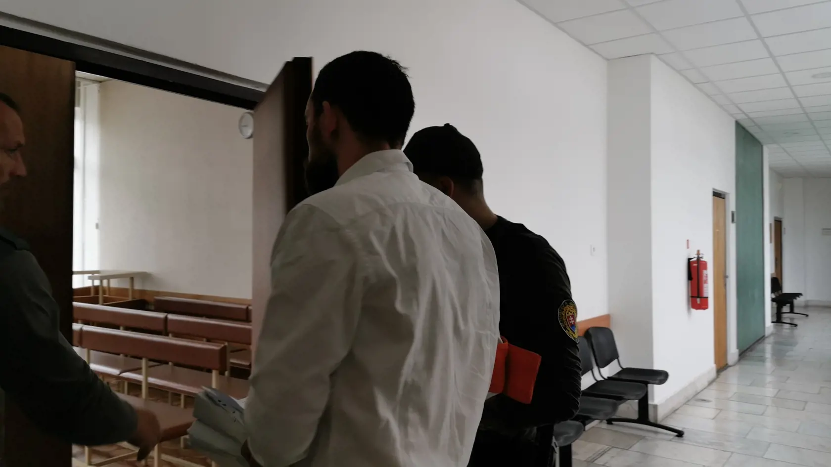 Dôvodom, prečo sa nekonalo predbežné prejednanie obžaloby na trenčianskom Okresnom súde bola zmena senátu.