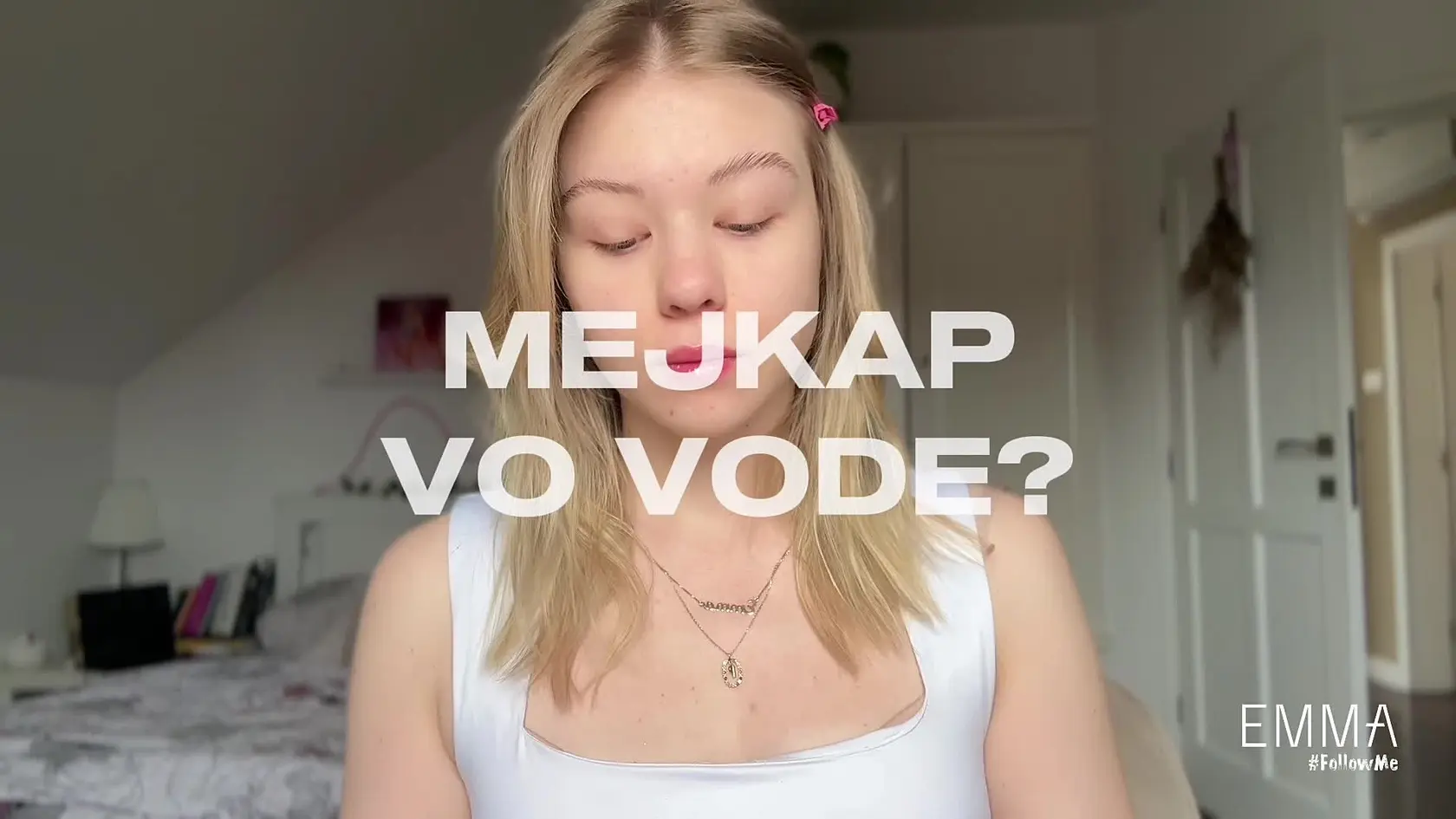 Patrí mejkap do vody?