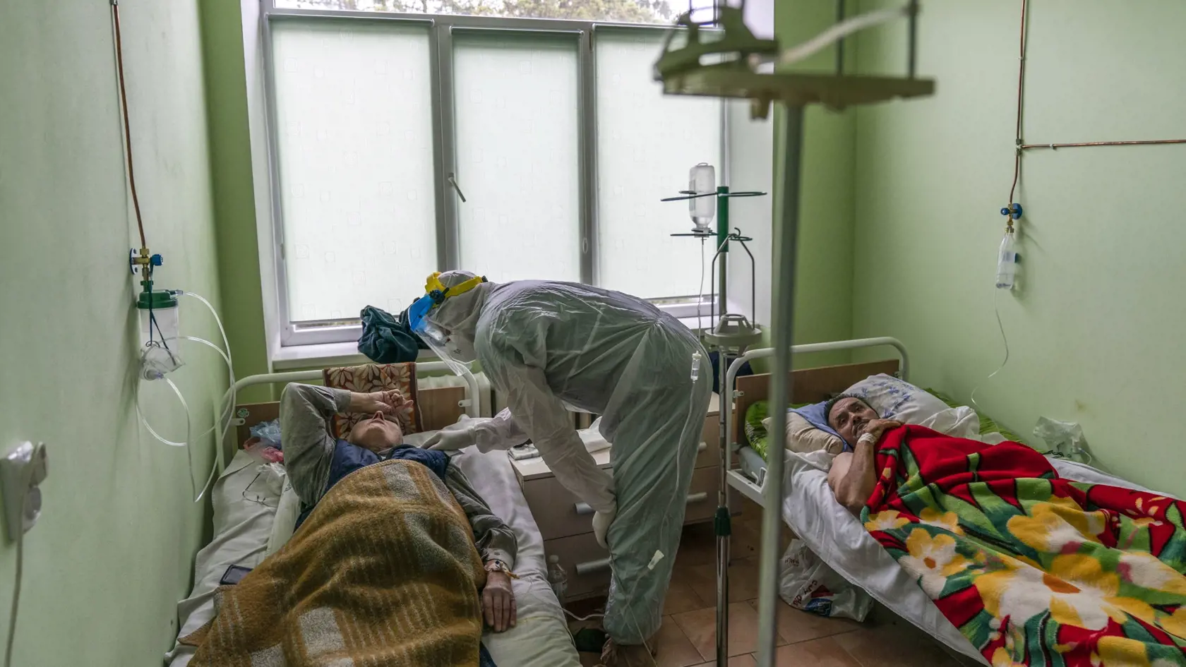 Podľa štatistík Svetovej zdravotníckej organizácie WHO sa koronavírusom nakazilo už 34 miliónov ľudí, z ktorých viac ako milión zomrelo, čo je viac ako dvojnásobný počet mŕtvych oproti bežnej chrípke.