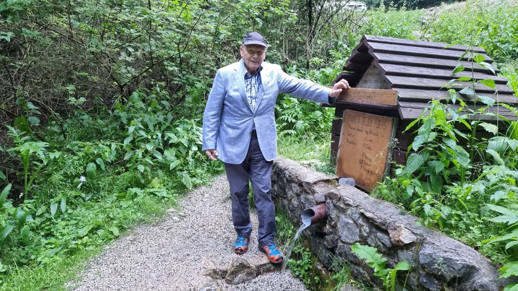 Studnička v okolí Štósu.