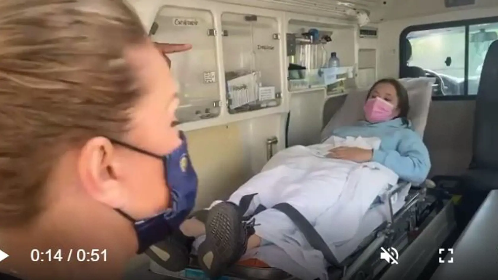 Dovolenka milionárov  Geissenovcov v Dominikánskej republike sa zmenila behom niekoľkých hodín na nočnú moru. Staršia z ich dcér Davina (18) sa počas pobytu necítila dobre. jej stav sa v priebehu pár hodín zhoršil natoľko, že ju museli sanitkou previezť do nemocnice.