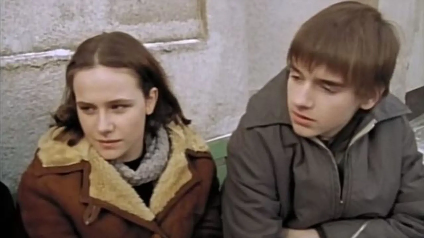 Kristýna Nováková vo filme Pelíšky s Michaelom Beranom ako Jindřiška Krausová s Michalom Šebkom.