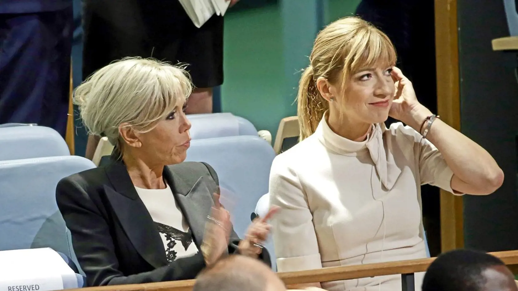 Jarmila Lajčáková s Brigitte Macronovou v OSN.