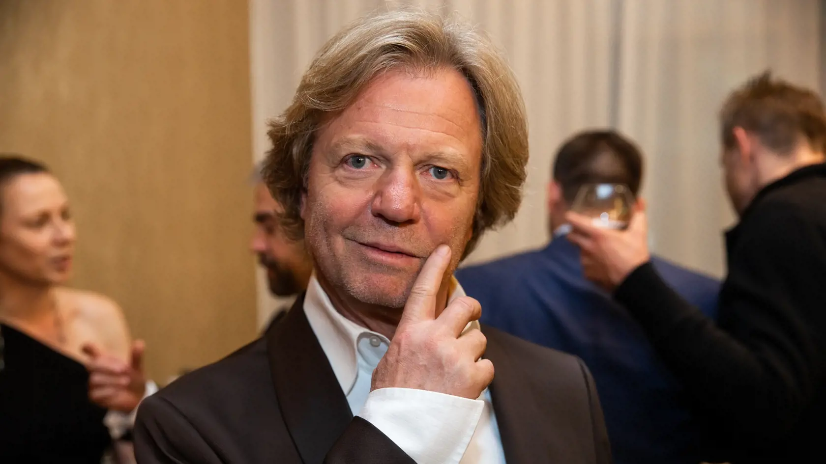 Maroš Kramár (60)
