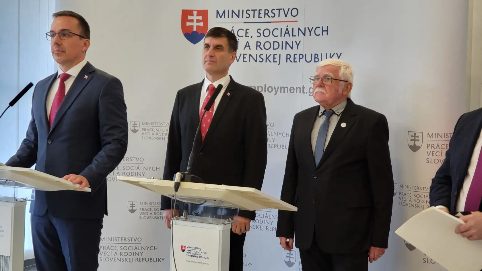 Michal Kotian z Jednoty dôchodcov na Slovensku hovorí, že zrejme nebudú všetci spokojní, ale tento systém je korektný.