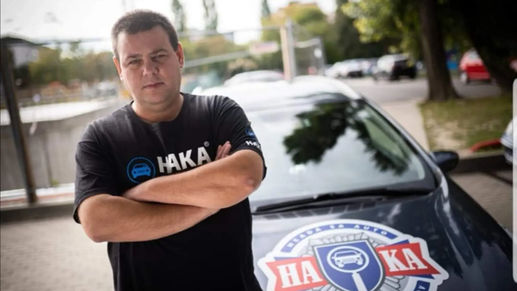 Zakladateľ skupiny HAKA (Hľadá sa automobil) Štefan Farkaš oznámil na sociálnej sieti šťastnú novinku. Čoskoro sa bude ženiť!