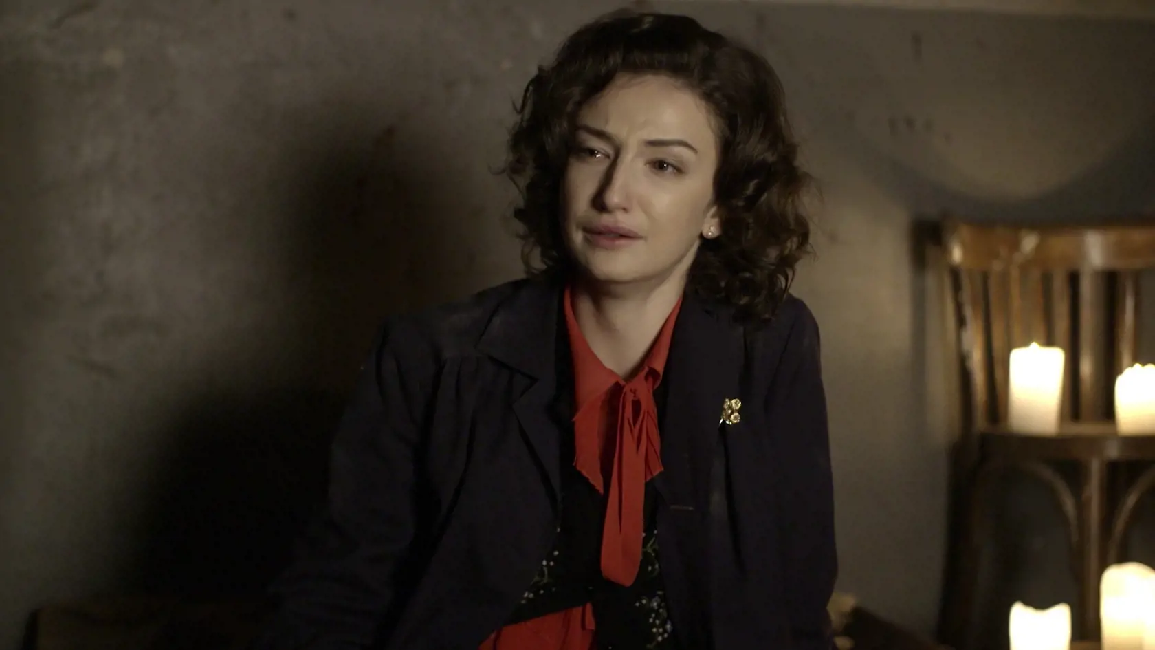 Petra Dubayová ako Eva na zábere zo 7. série seriálu Dunaj, k vašim službám.