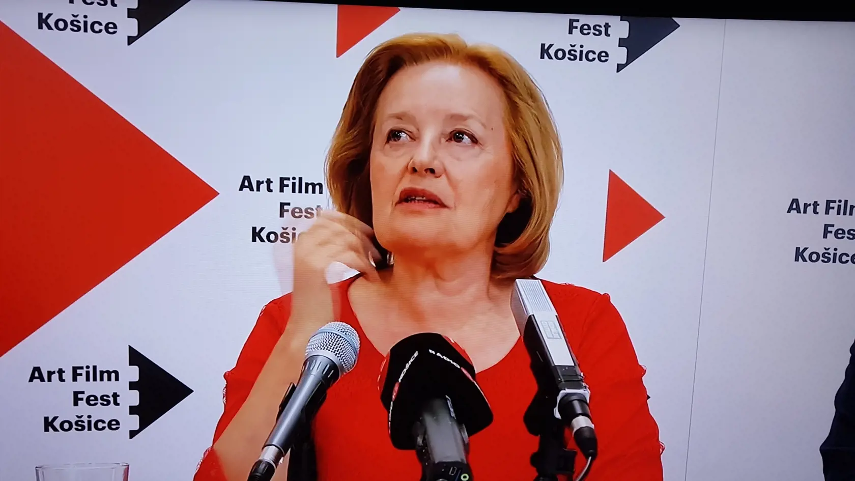 Magda Vášáryová 