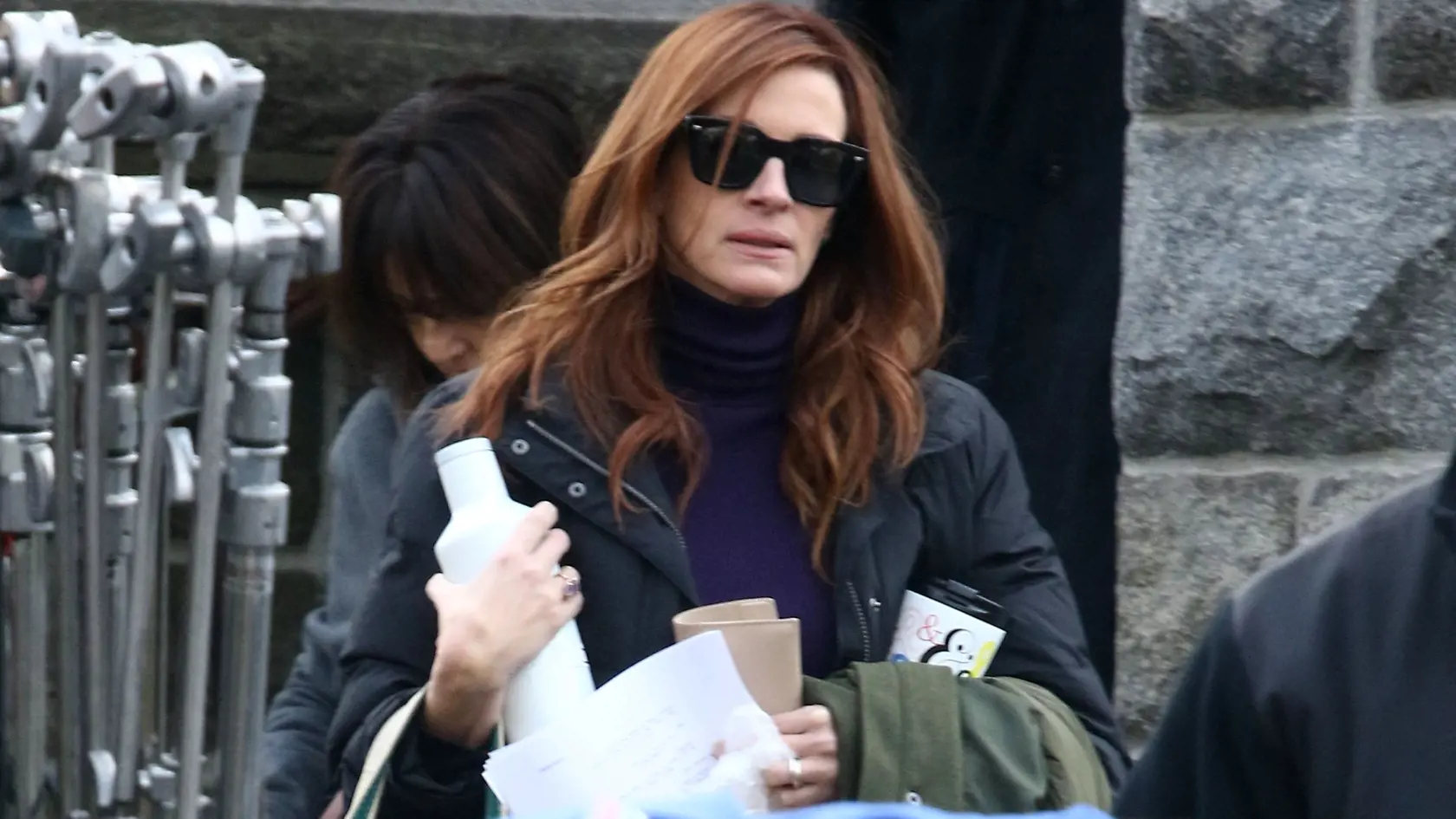 Julia Roberts pri nakrúcaní filmu Ben Is Back v New Yorku.