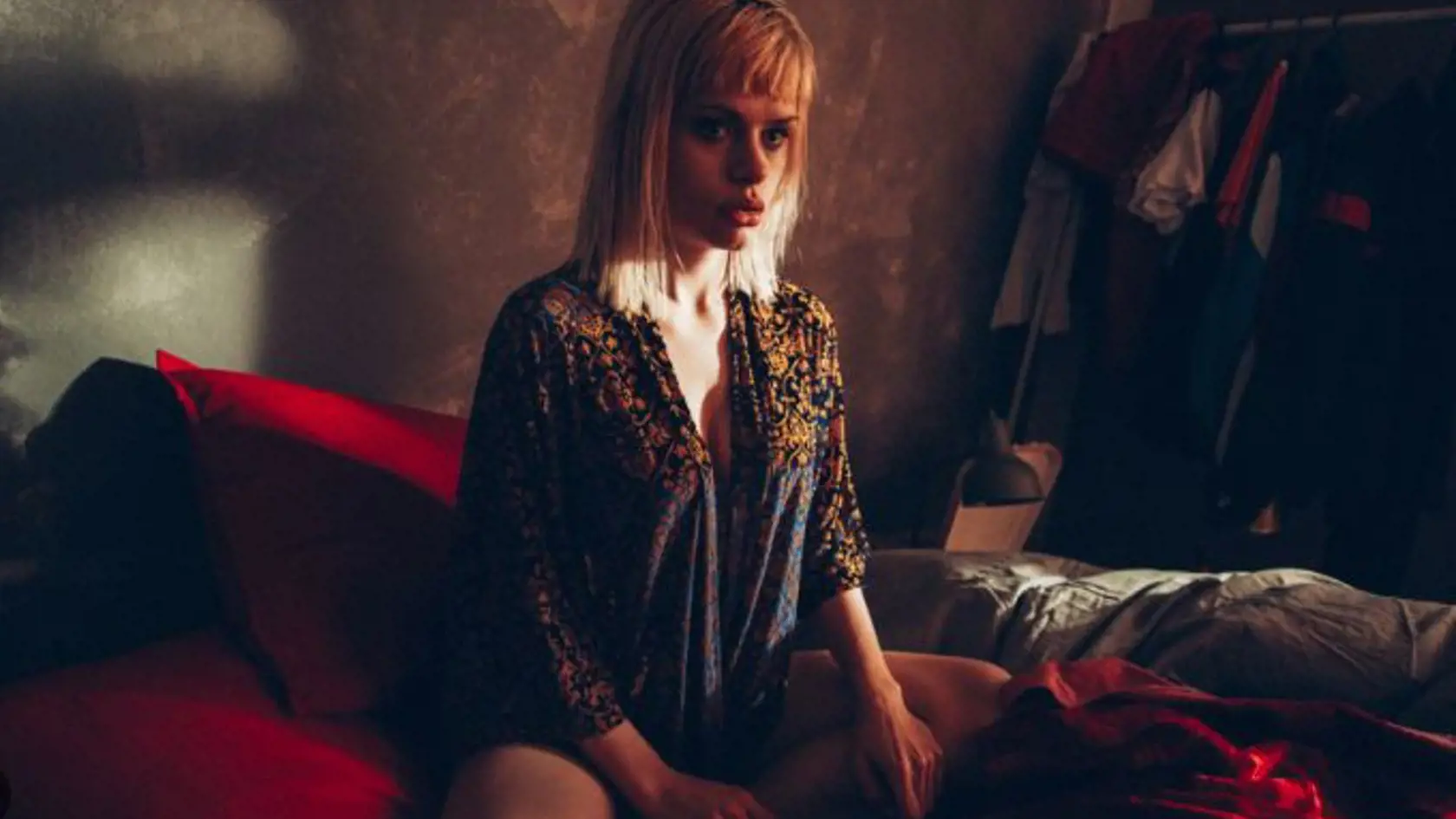 Vo filme Fentasy hrá aj slovenská herečka Kristína Kanátová, musela si prefarbiť vlasy na blond.