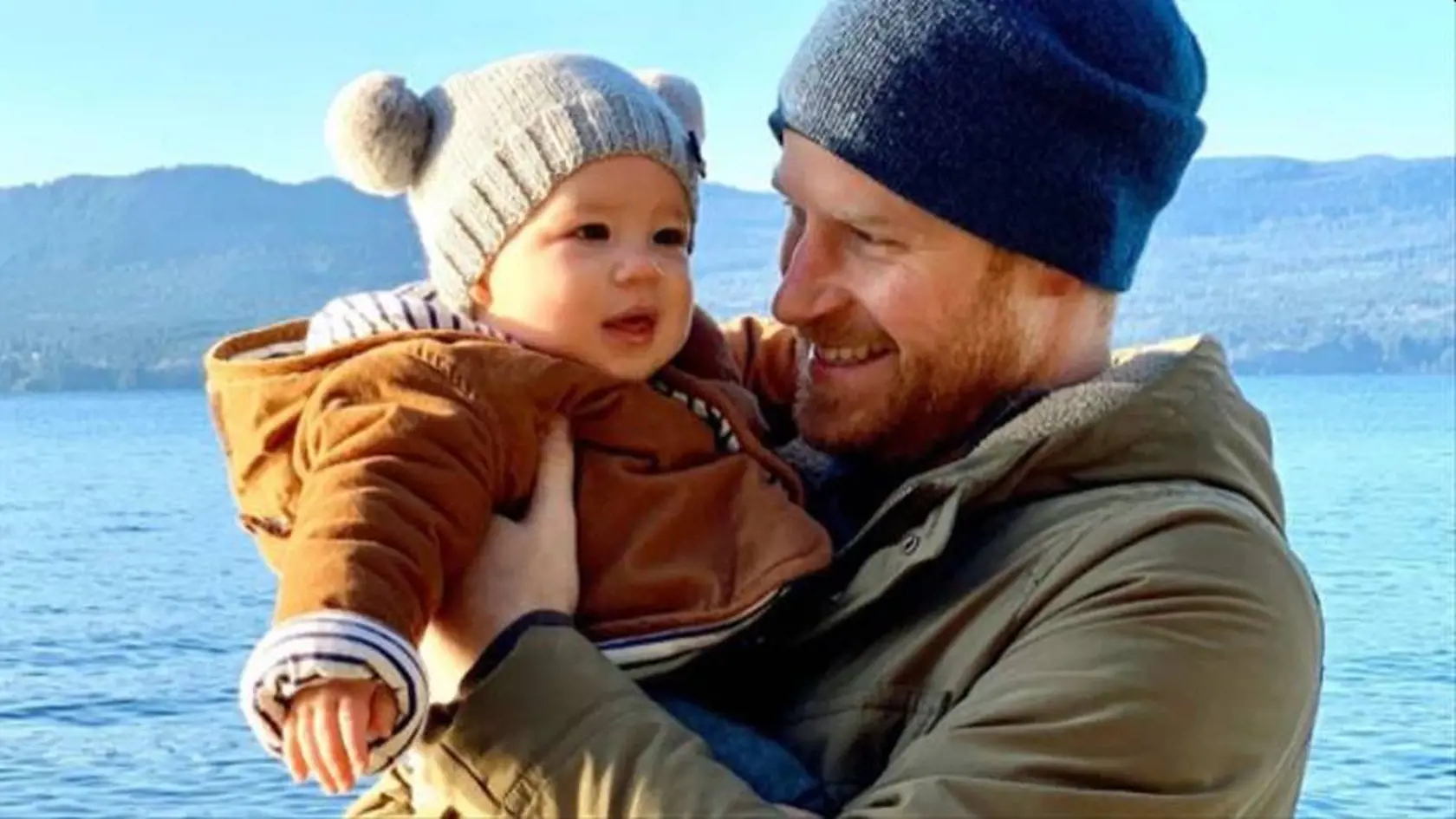 Malého Archieho, ktorého má Meghan s princom Harrym, chce vychovávať mimo kráľovského zmätku.