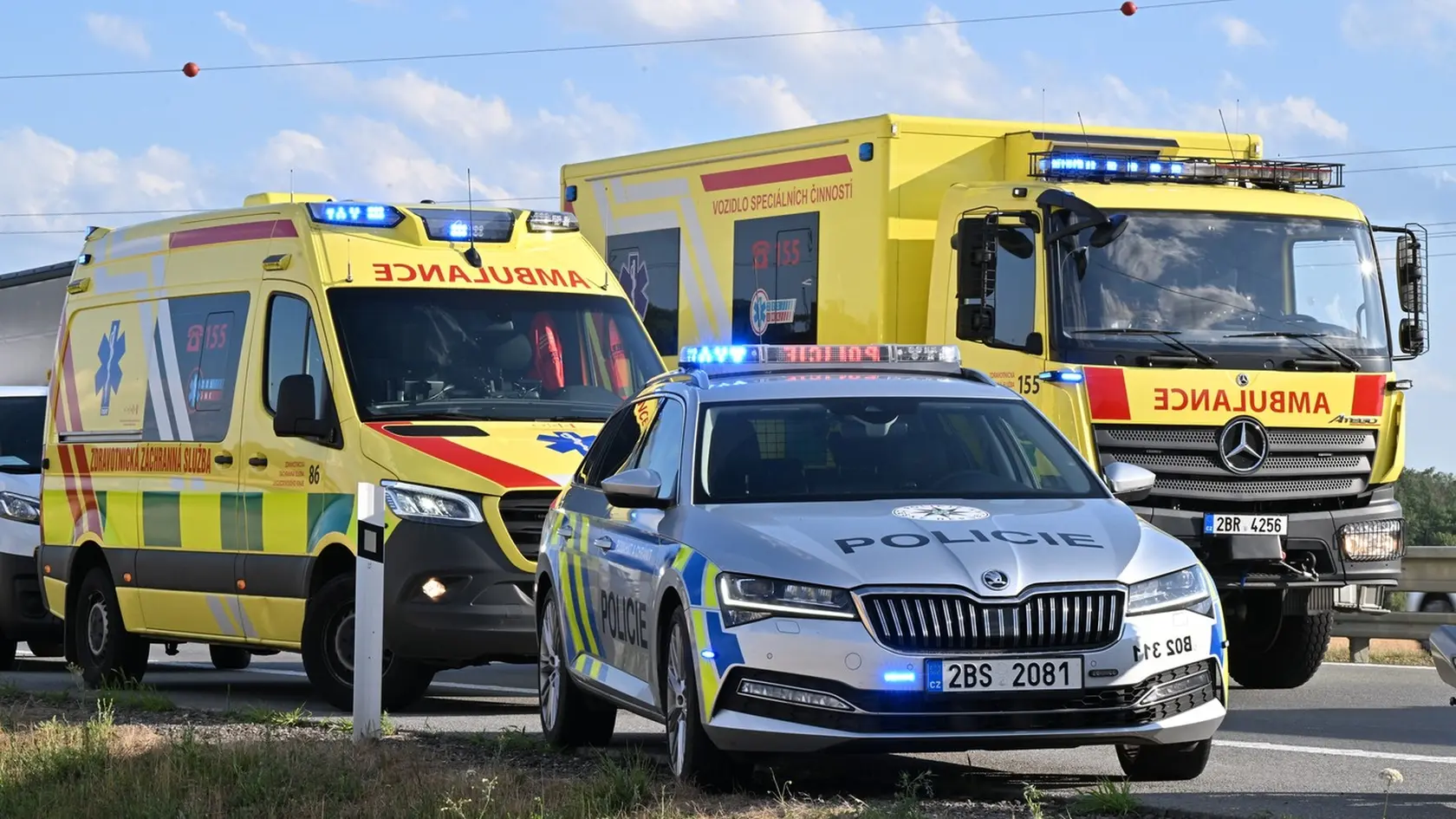 Obaja muži boli po incidente prepustení.