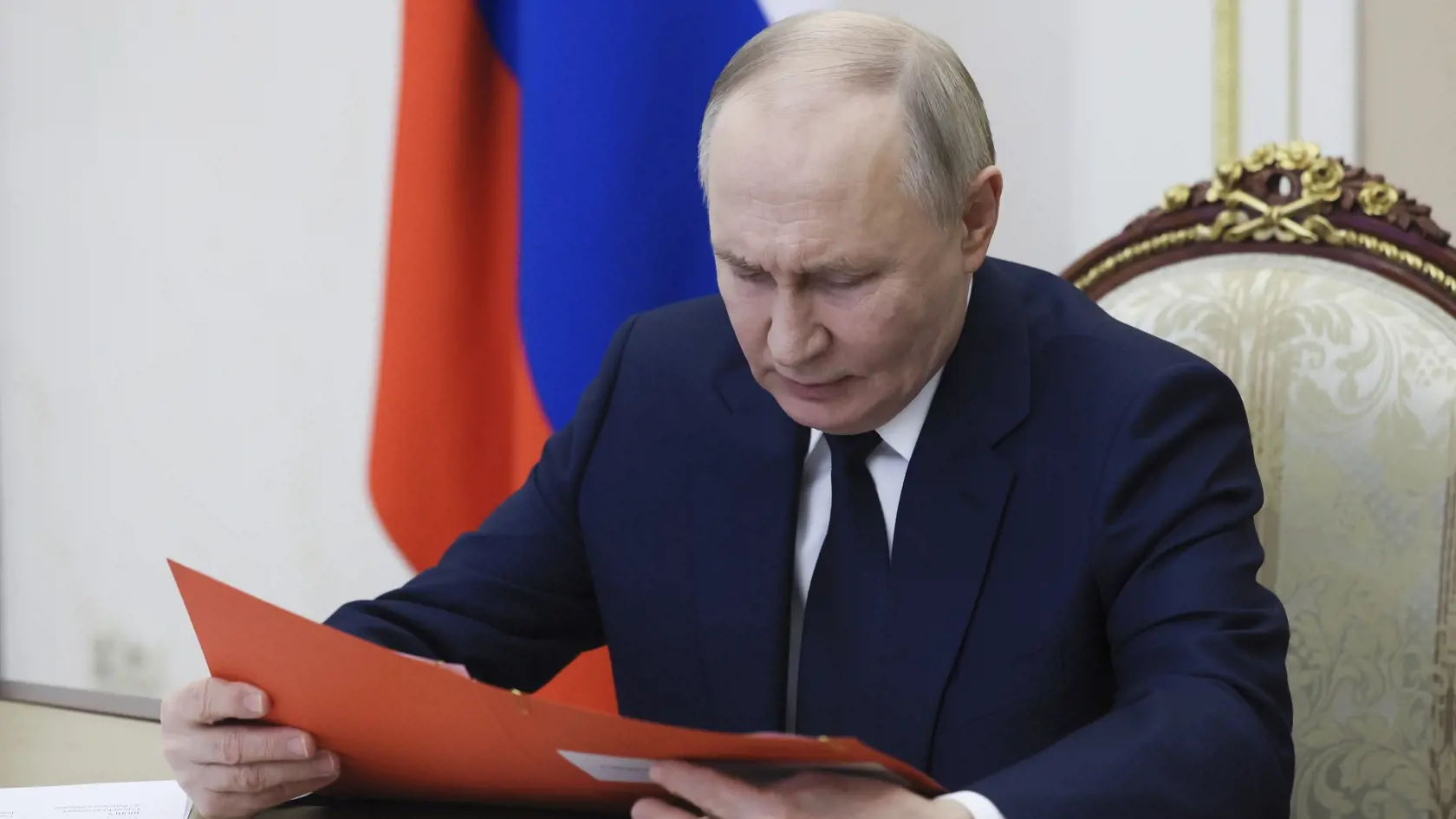 Ruské úrady výrazne rozšírili zoznam predstaviteľov členských štátov a inštitúcií Európskej únie, ktorí majú zakázaný vstup do Ruska, oznámilo vo štvrtok ministerstvo zahraničných vecí v Moskve.