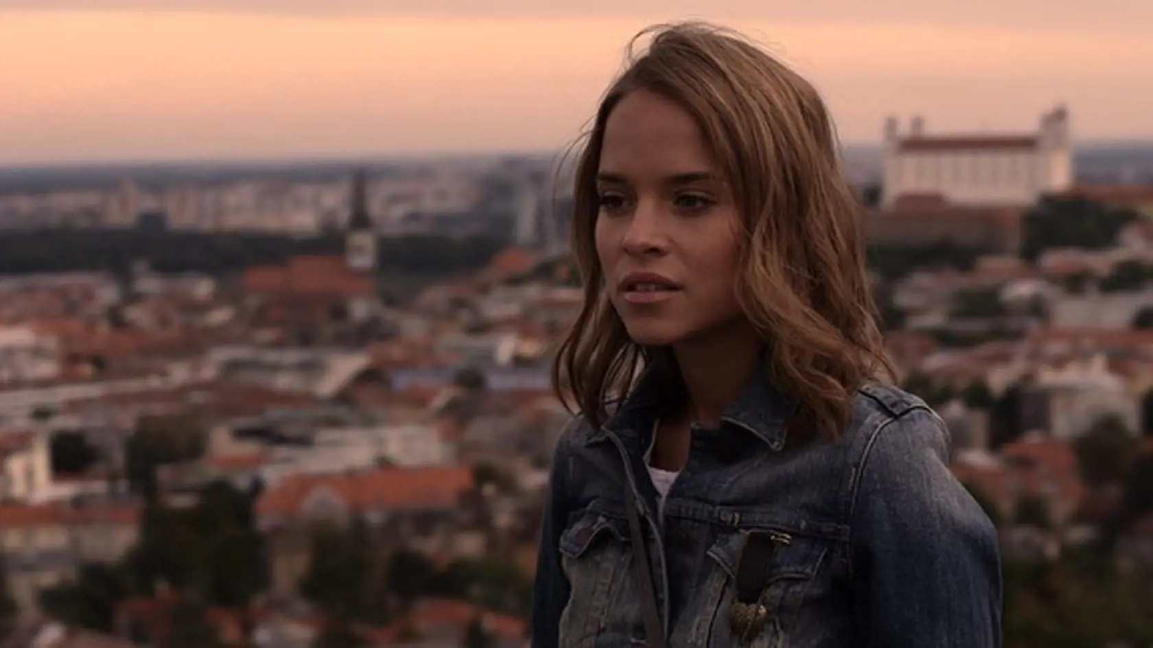 Kristína Svarinská si zahrala vo filme Love.