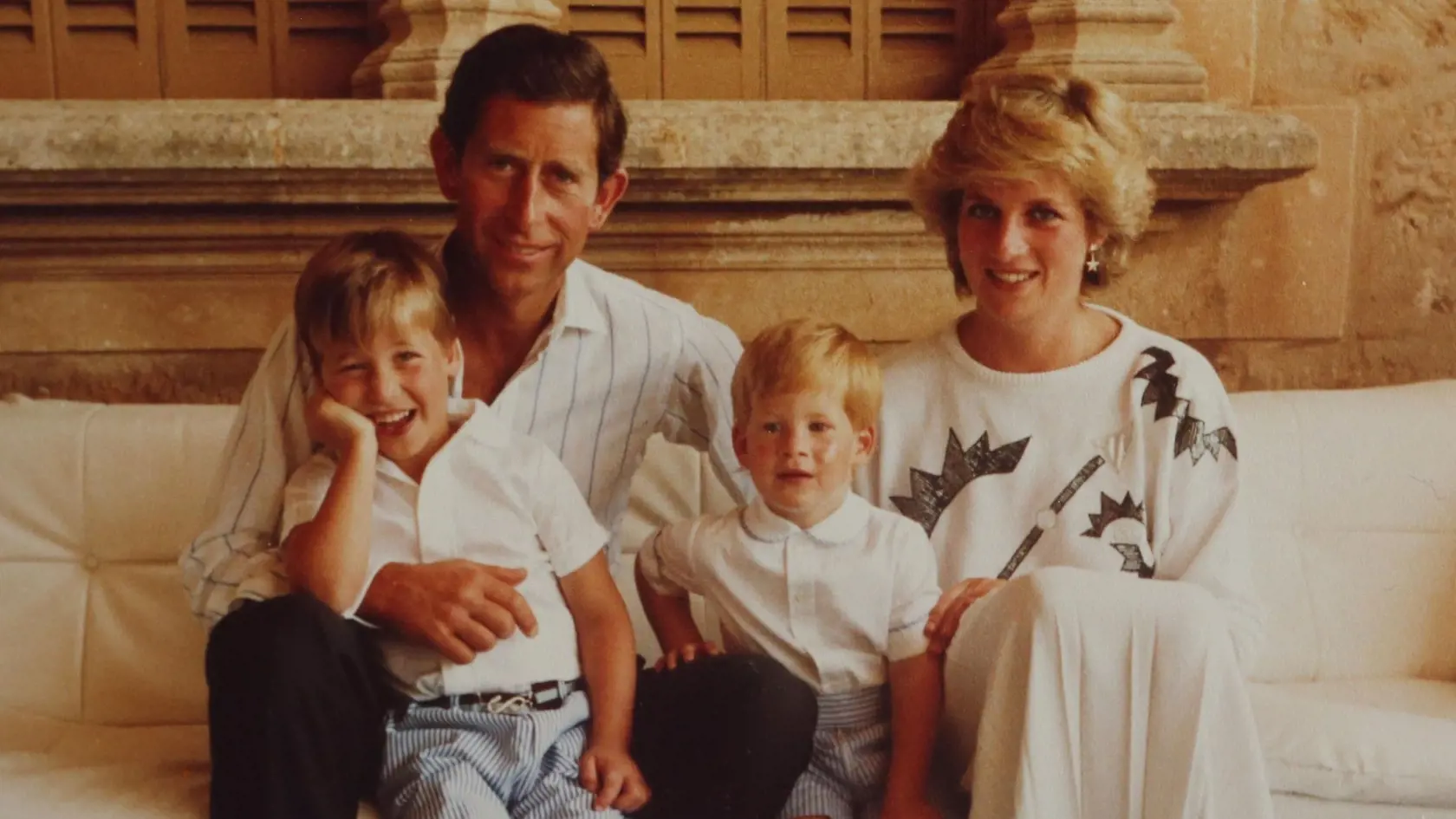 Princezná Diana, princ Charles a synovia William a Harry