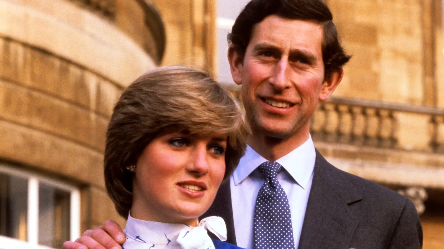 Diana Spencerová a princ Charles oznámili zásnuby v roku 1981. 