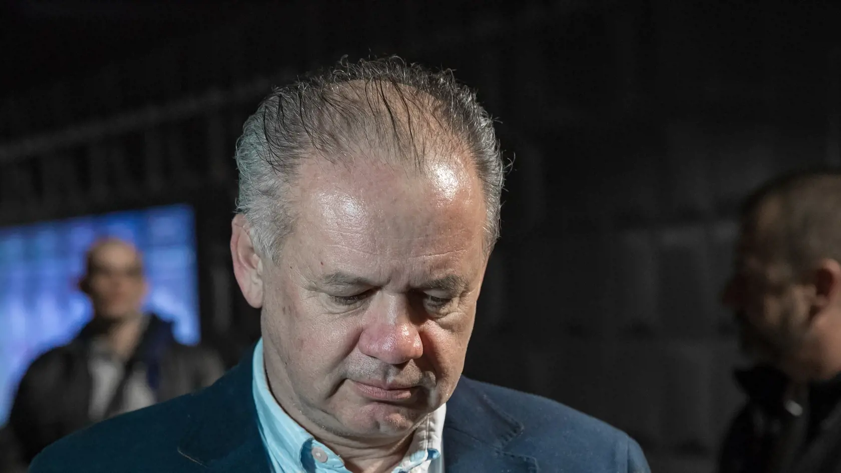 Premiéra filmu Ostrým nožom, ktorého scenár bol inšpirovaný vraždou študenta Daniela Tupého na Tyršovom nábreží v Bratislave. Na snímke prezident Andrej Kiska po premiére filmu.