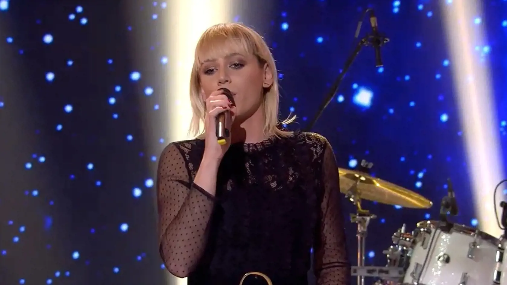 Emma Drobná v Chart Show.