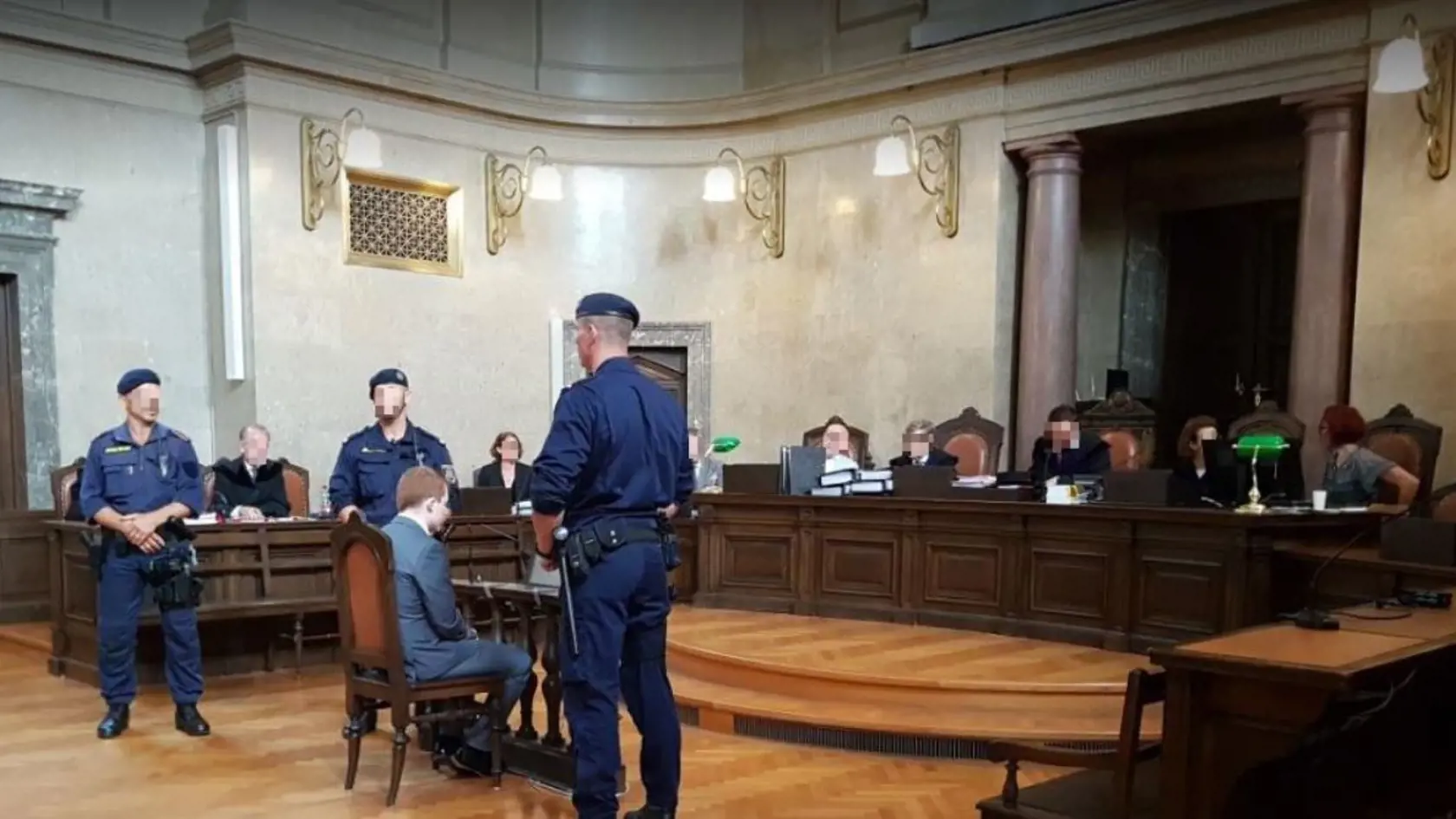 Pojednávanie na Krajskom súde pre trestné veci Viedeň