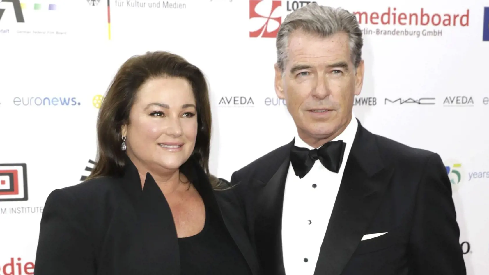 Pierce Brosnan, Keely Shaye Smith