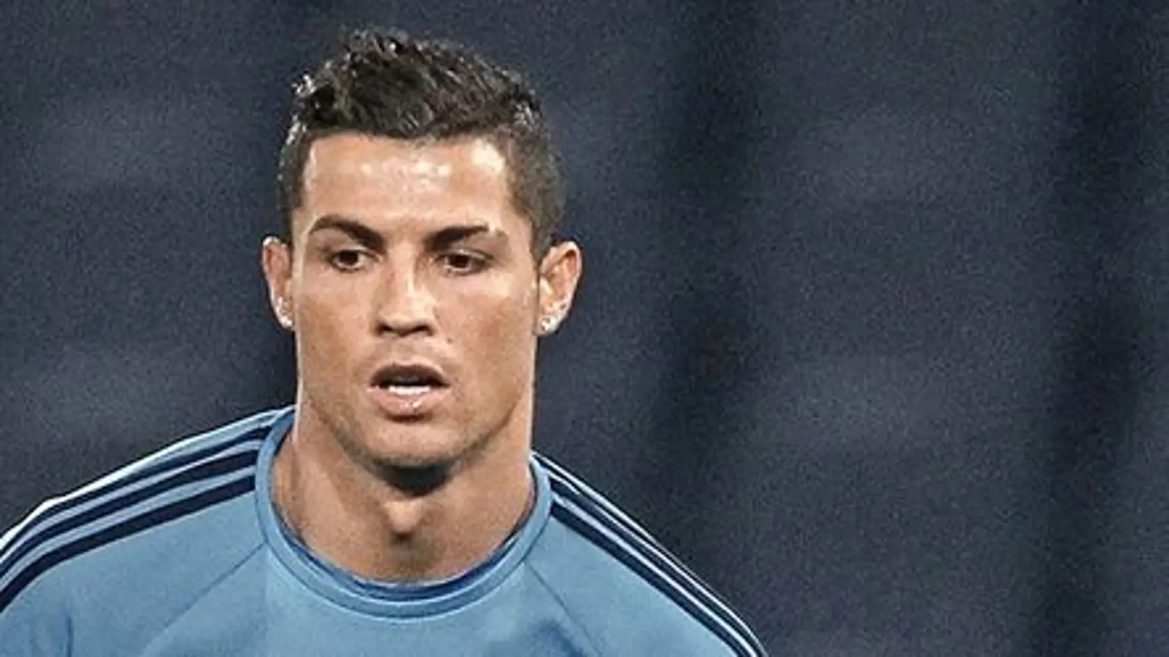 Cristiano Ronaldo (32), držiteľ 4 Zlatých  kopačiek, na kryosaunu  nedá dopustiť. 