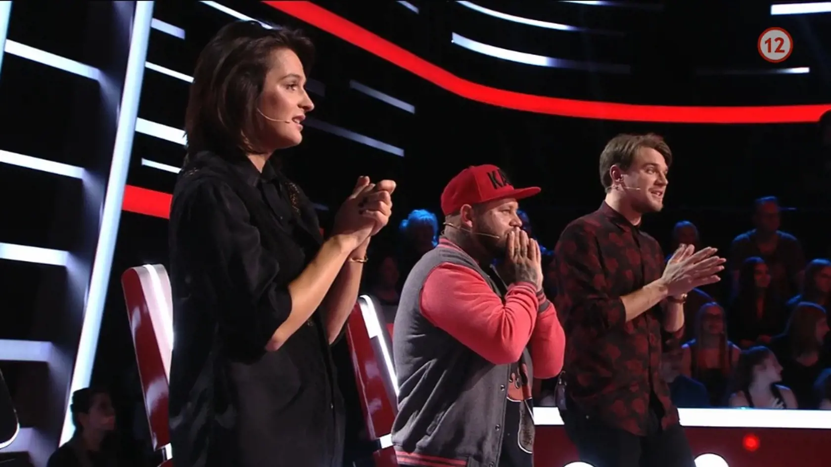 Jana kirschner v súťaži The Voice Česko Slovensko oslávila štyridsiatku a začala novú etapu svojej kariéry. Diváci  jej správanie pred kamerou odsudzujú.