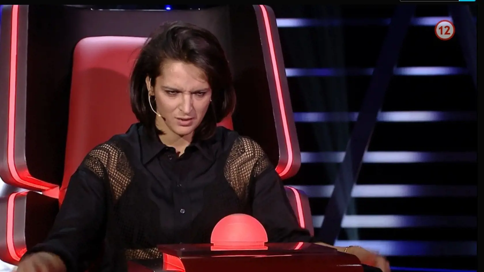 Jana prejavovala emócie až príliš a vkuse si prehrabávala vlasy.