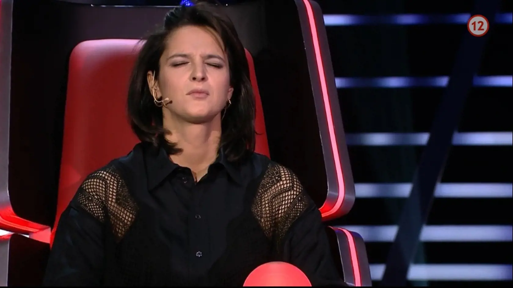 Jana prejavovala emócie až príliš a vkuse si prehrabávala vlasy.