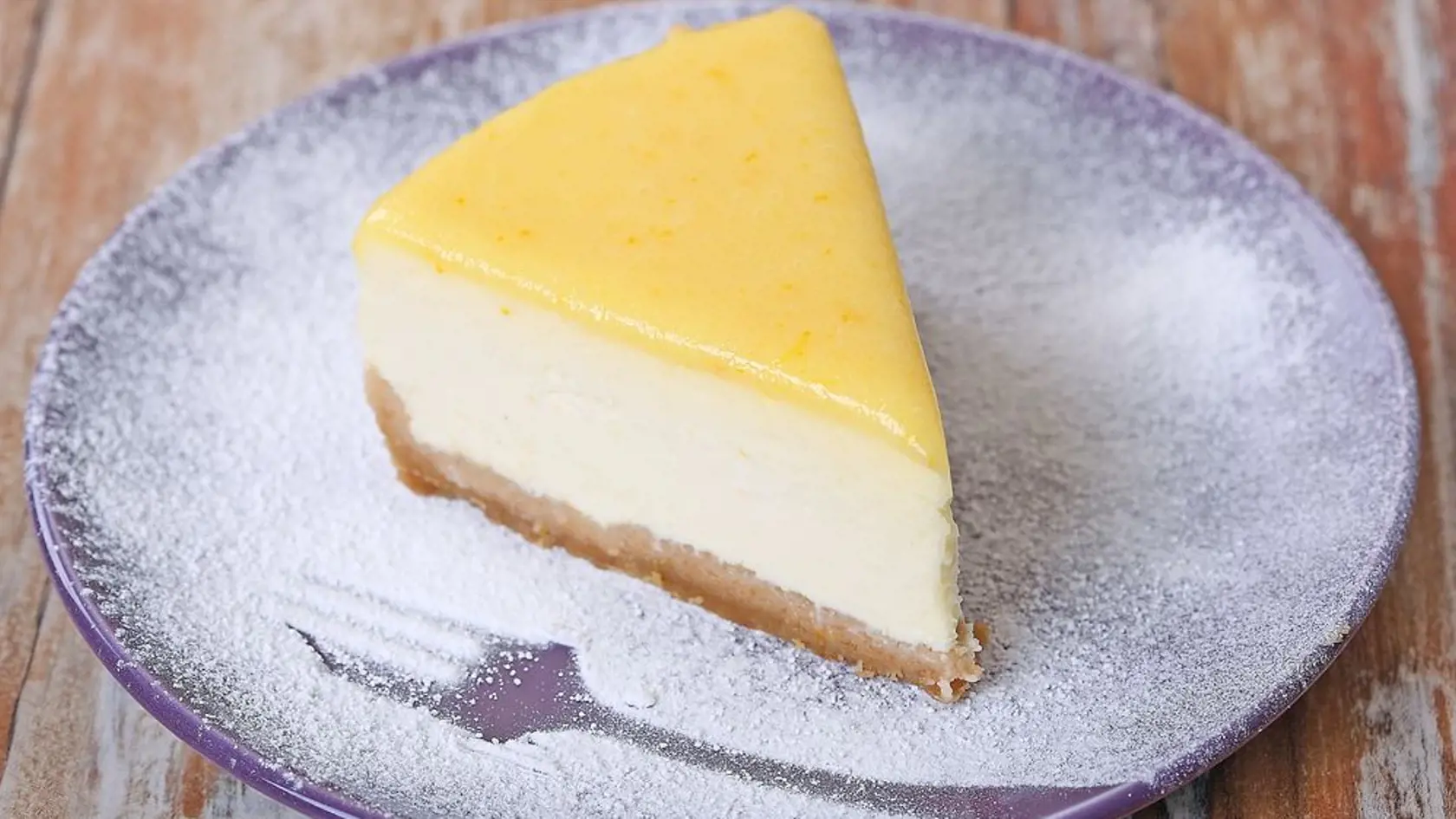 Lemon curd cheesecake