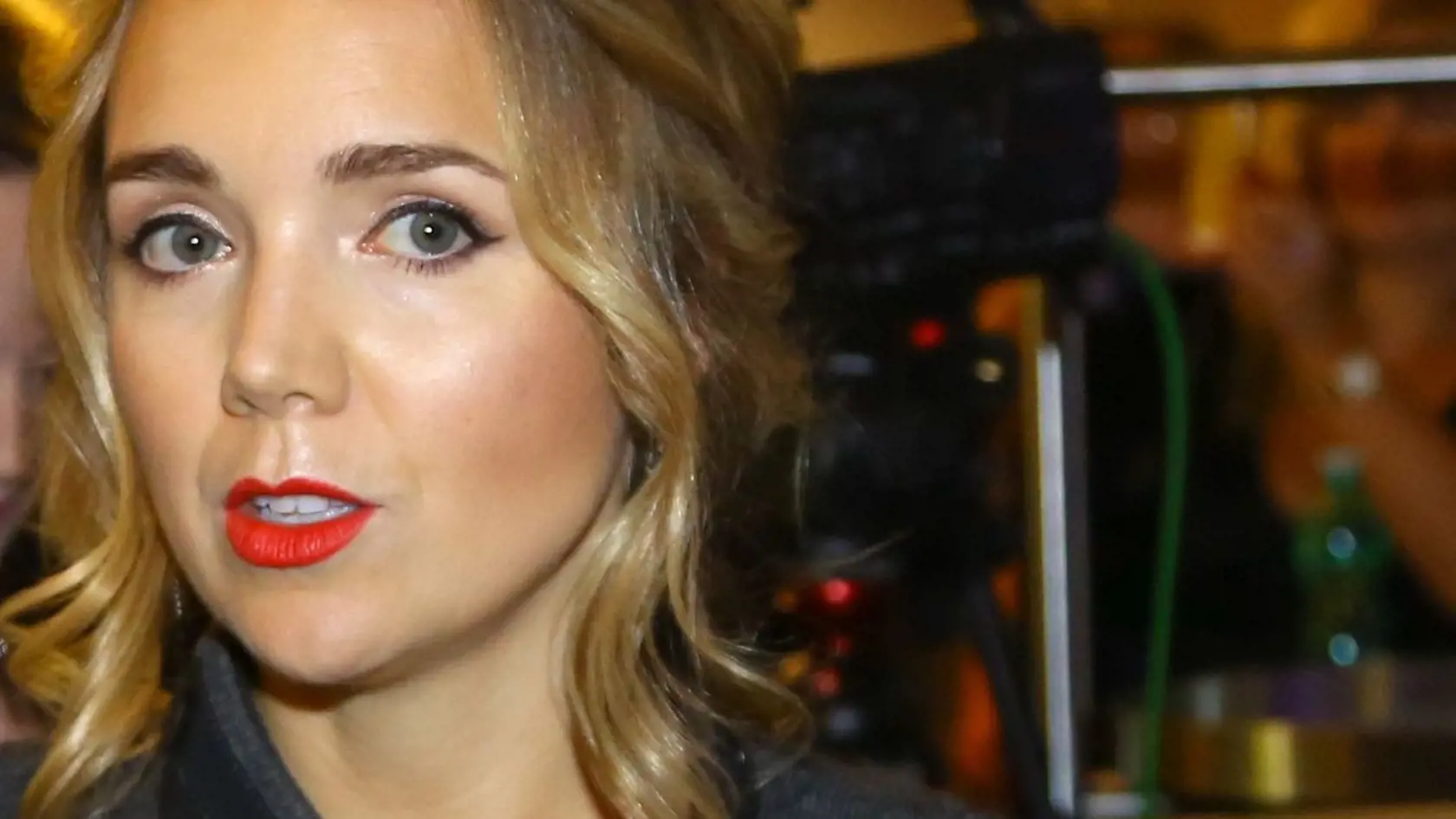 Speváčka Lucie Vondráčková