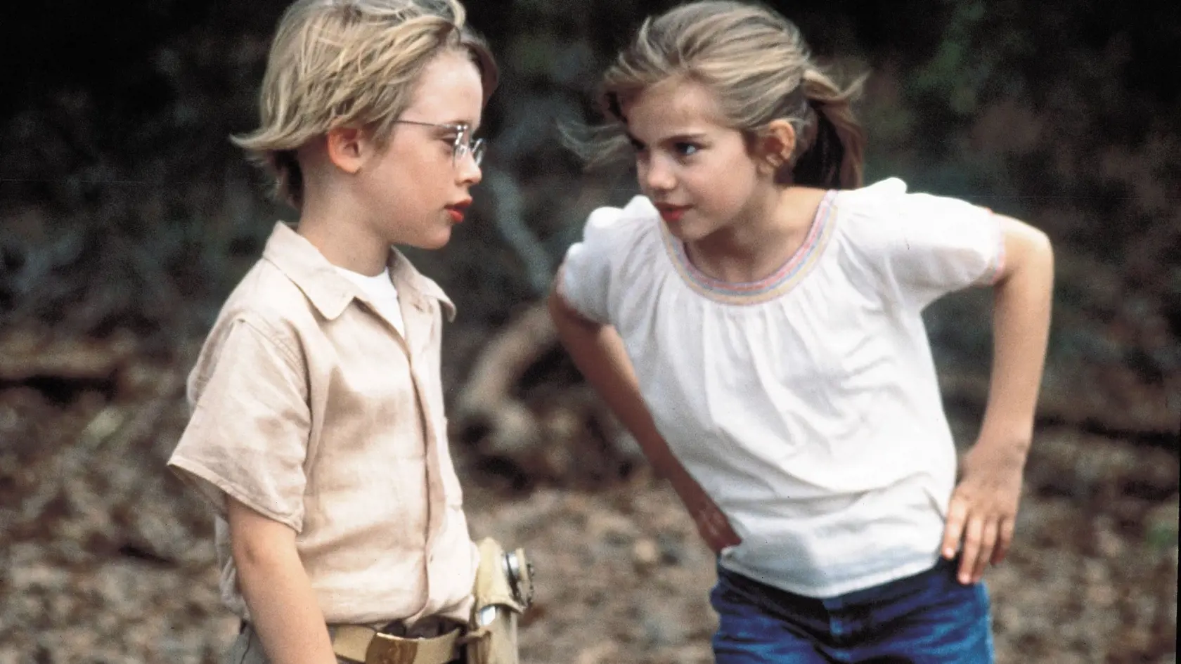 Macaulay Culkin a Anna Chlumsky vo filme Moja prvá láska. 