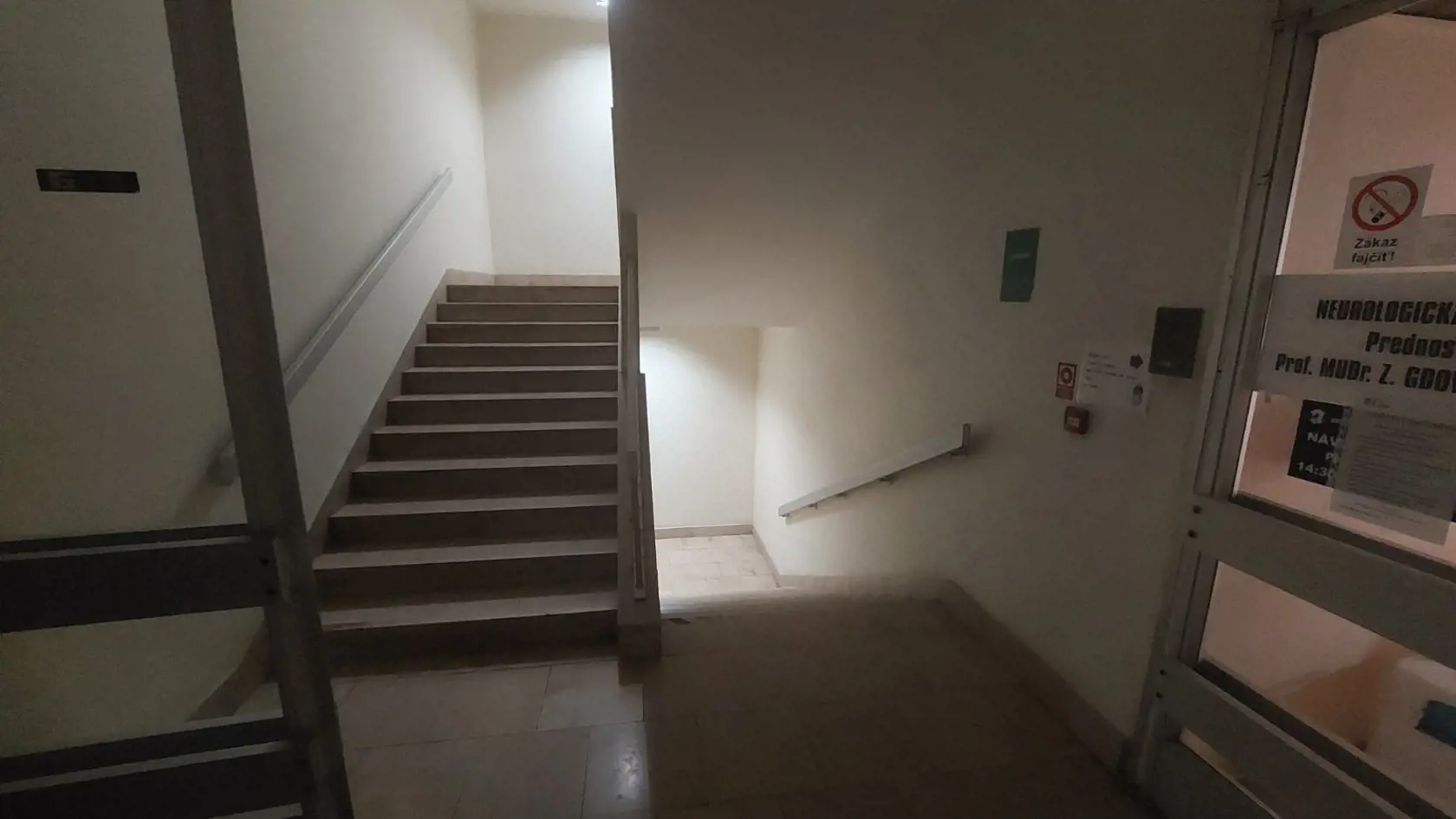 "Evakuačné" schodisko v UNLP.
