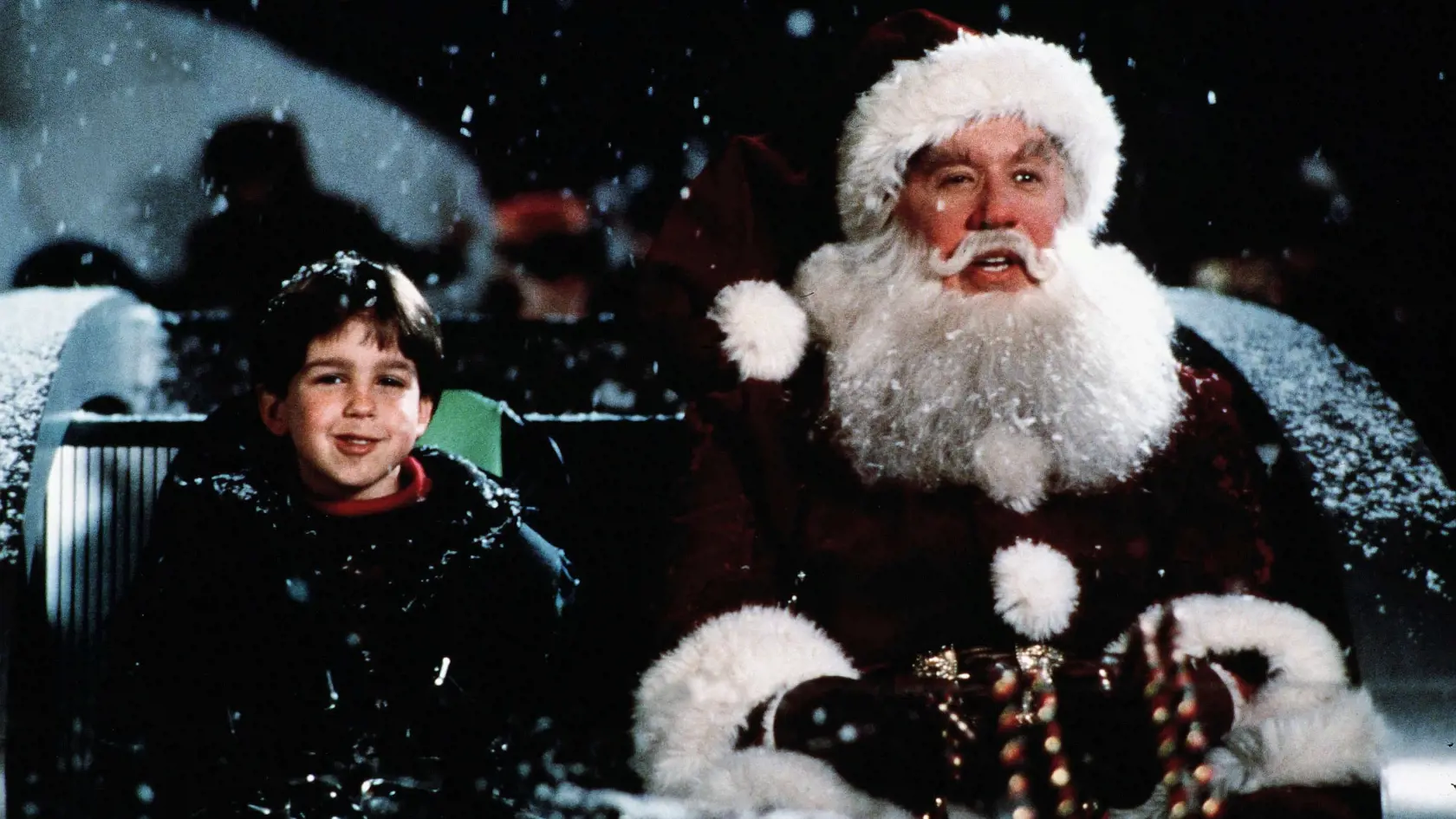 Eric Lloyd a Tim Allen vo vianočnom filme Santa Claus.