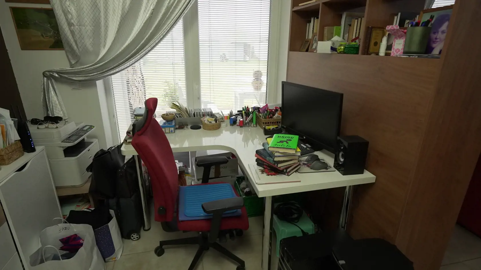 V pracovni má Renáta Názlerová poriadny chaos.