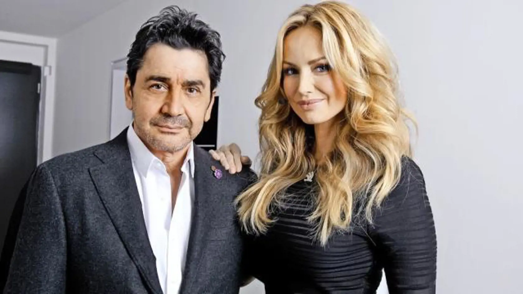 Aram Ohanian, Adriana Sklenaříková