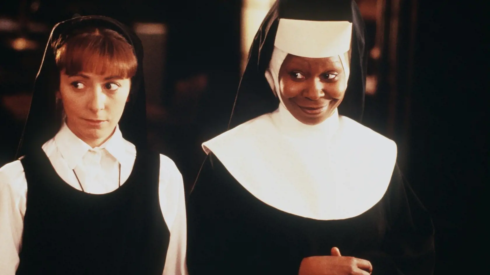 Wendy Makkena (vľavo) s talentovanou Whoopi Goldberg, ktorá stvárnila hlavnú postavu. 